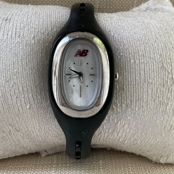 New Balance Women Watch Black Rubber Band Sport Analog Quartz Watch - Picture 3 of 11